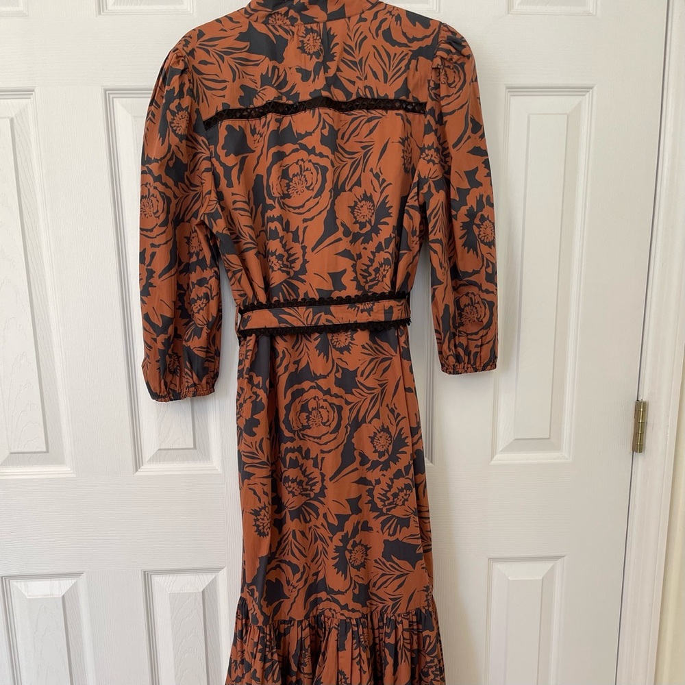 Avec Les Filles Rust Floral Maxi Dress with Black Trim - Picture 4 of 16